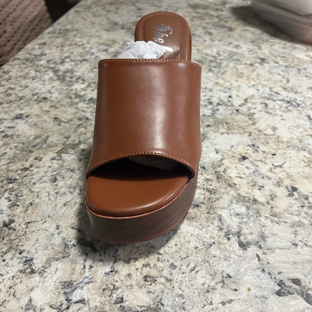 Women’s Brown Platform Slide Sandal